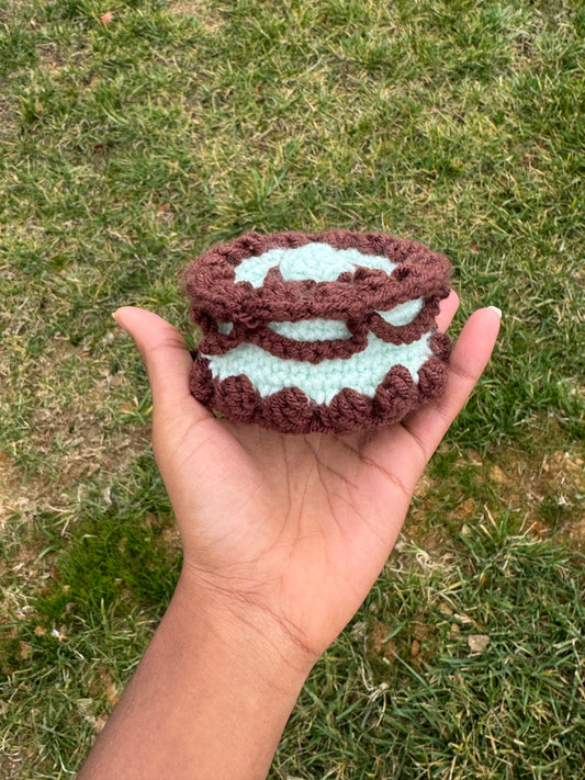 Crochet Cake Pouch